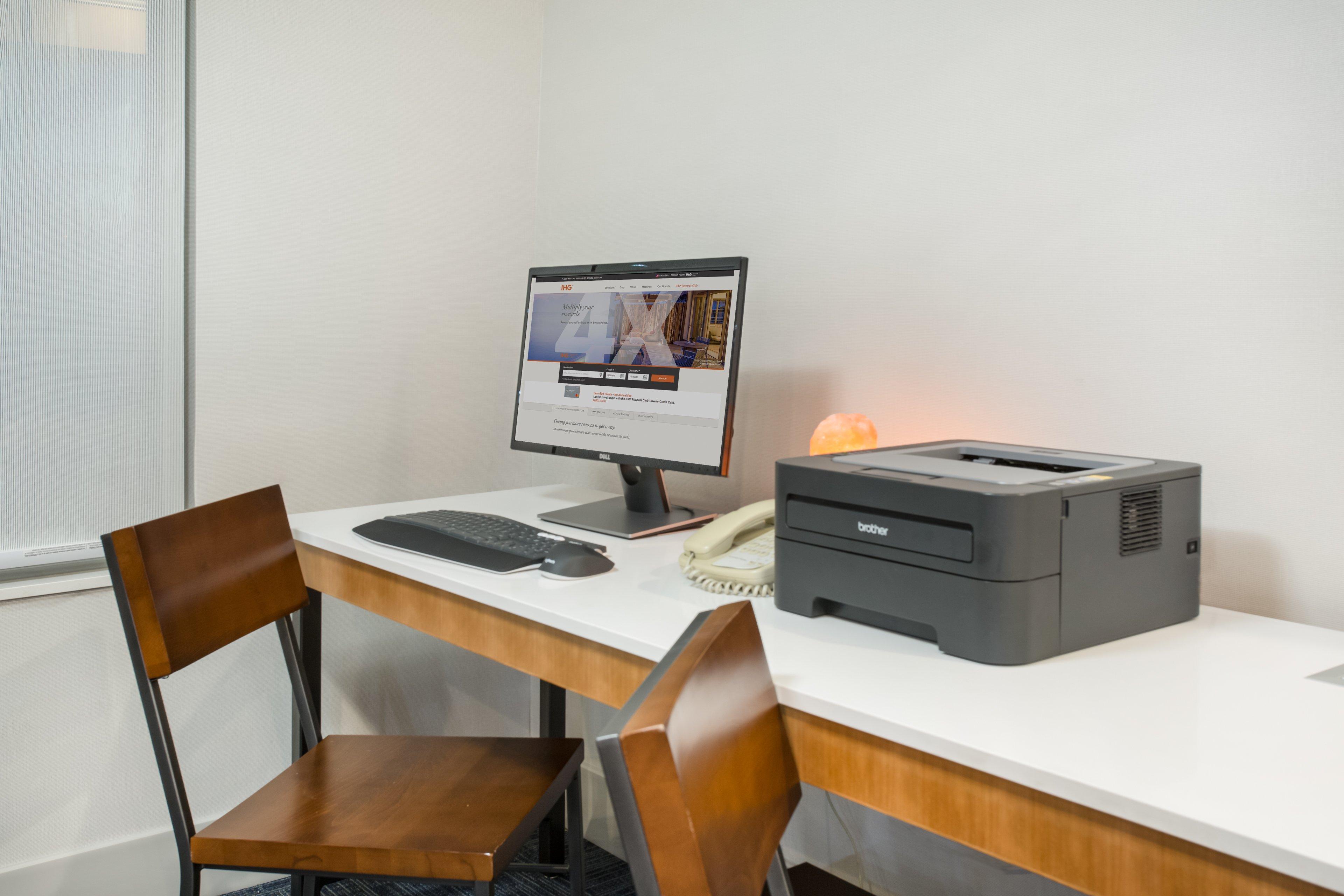 Holiday Inn Express Hotel & Suites Fort Collins By Ihg Esterno foto