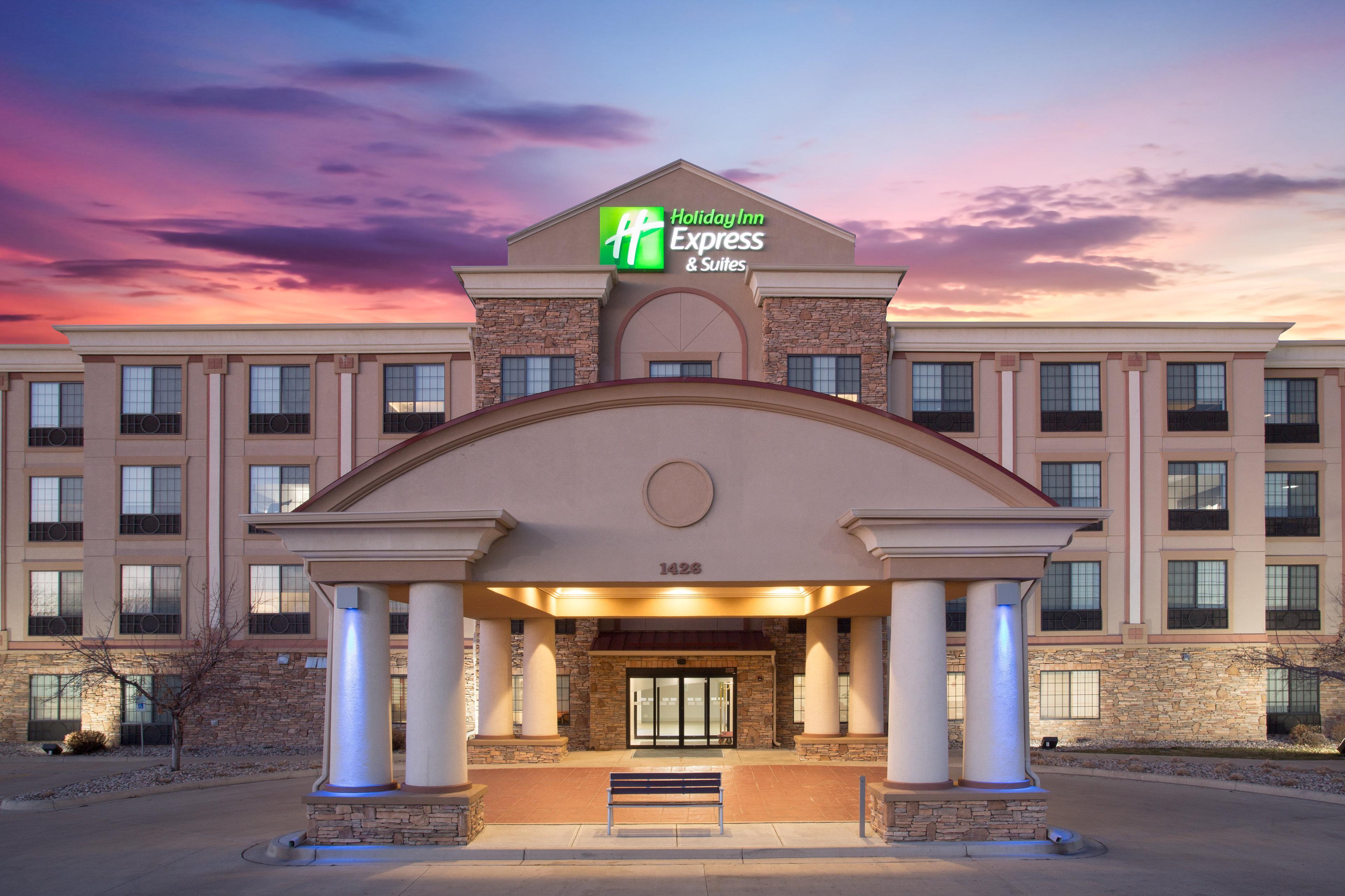 Holiday Inn Express Hotel & Suites Fort Collins By Ihg Esterno foto
