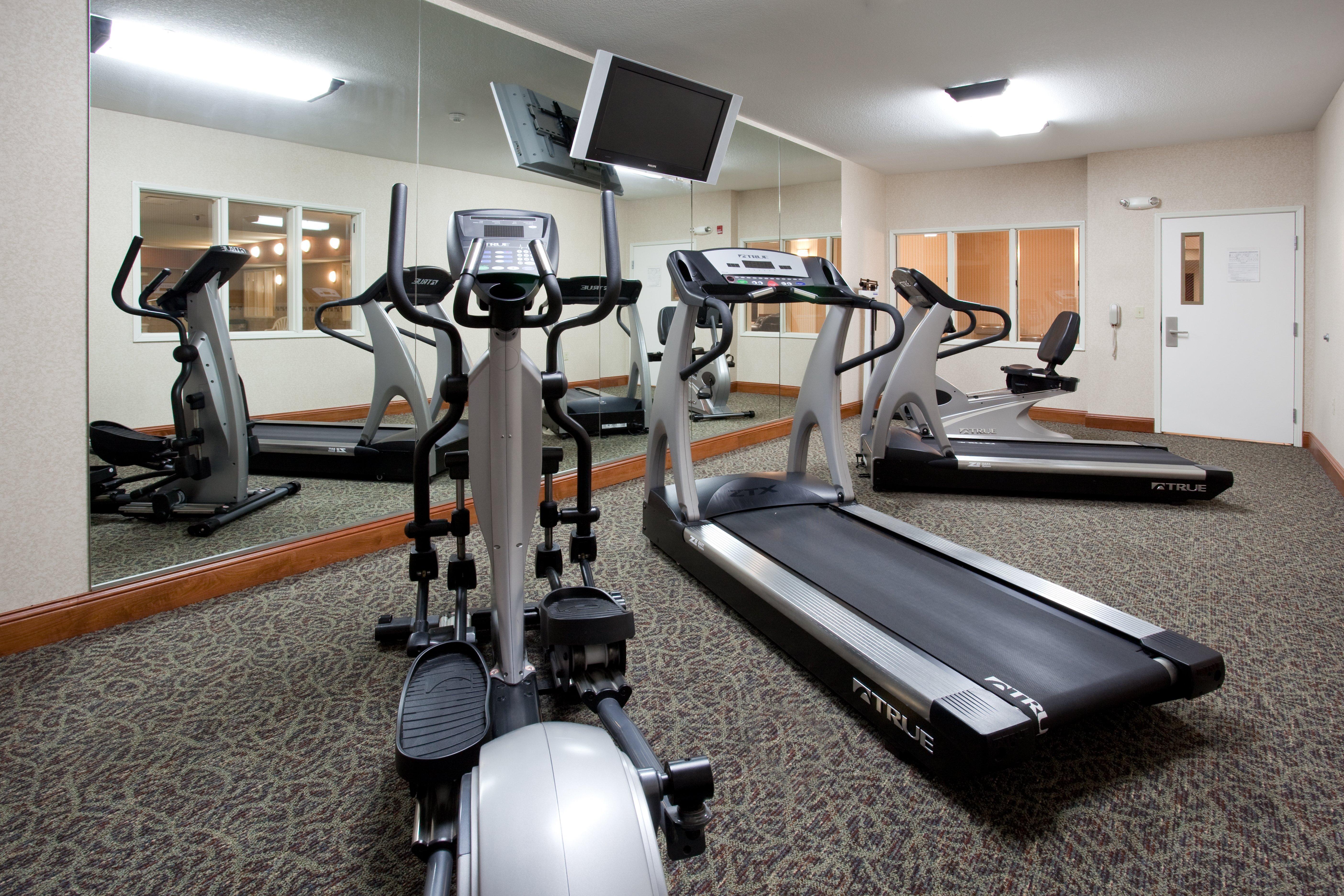 Holiday Inn Express Hotel & Suites Fort Collins By Ihg Esterno foto