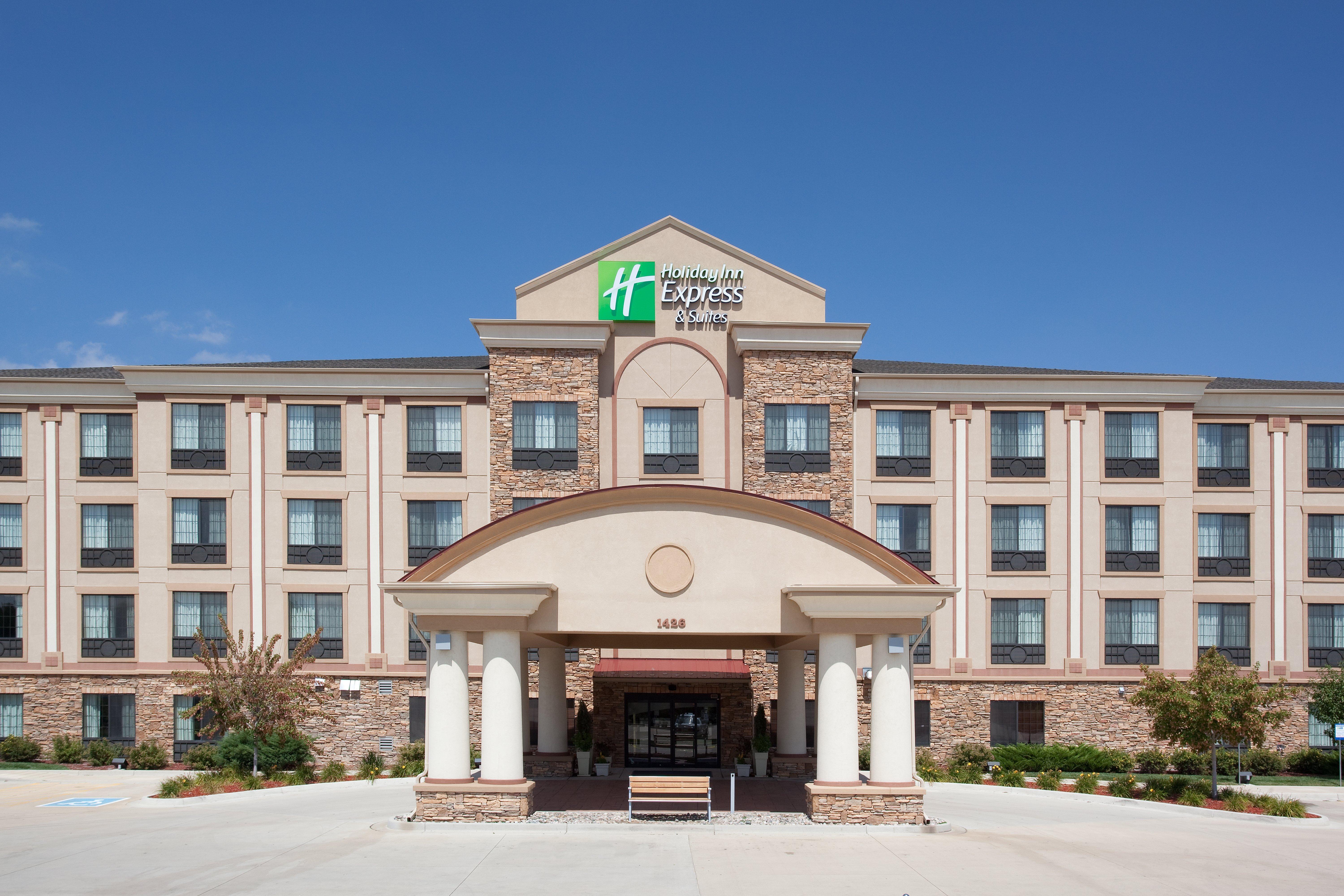Holiday Inn Express Hotel & Suites Fort Collins By Ihg Esterno foto